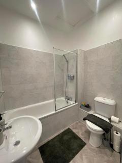 Montague Apartment-Spacious, Central & Free Parking - Worthing - 3
