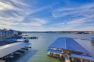 Waterfront Osage Beach Condo with Patio and Grill - Osage Beach - 9