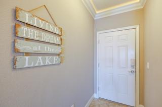 Waterfront Osage Beach Condo with Patio and Grill - Osage Beach - 7