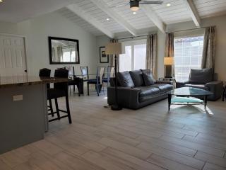 Tennis, Greenbelt, Private Courtyard Patio - Scottsdale - 2