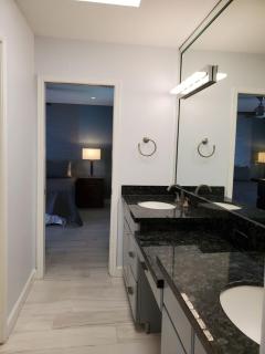 Tennis, Greenbelt, Private Courtyard Patio - Scottsdale - 1