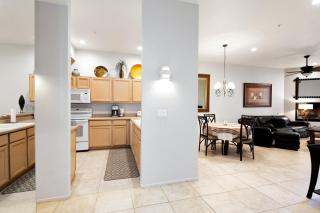Pool-side, 1st Flr, Lake Subd-trail, Walk 2 Dining - Scottsdale - 4