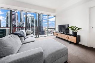 Spacious 1 bedroom apartment close to Crown - 1