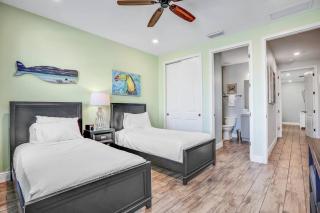 Margarita Manor - 8 Bedroom Pool - Spa Home with Amazing Sunset & Arcade - Orlando - 6