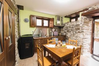 CASA TRISQUEL - - 6