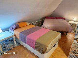Buhardilla andaluza con piscina compartida - Bollullos de la Mitación - 3