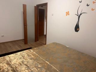 Ultracentral Apt - 7