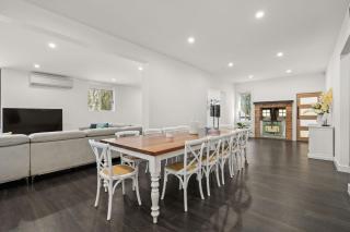 Holiday Homestead - Large Farm Stay Style Home - Falls Creek - 9