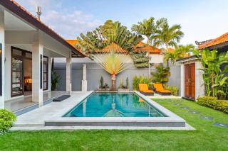 AmaLuna II Villa in Seminyak - Seminyak - 2
