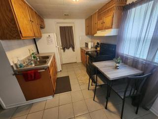Dorothy - The Hamilton Suites - 8