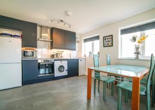 2 Bed Charming Corner Position Apartment - Kidlington - 9