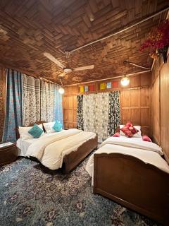 Lake Palace Group Of House Boats - Srinagar - 8