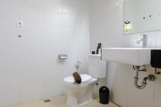 Homey Studio Room at 6th Floor Beverly Dago Apartment By Travelio - Bandung - 6