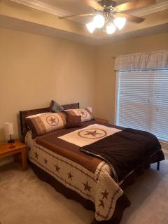 Farmhouse Charm - College Station - 1
