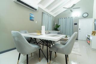 Sky View Villas @ Edmund Ridge Estate - Montego Bay - 2