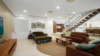 Alemar Close To Beach, Shops and Cafes Accom Holidays - Avoca Beach - 6