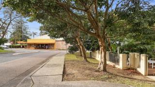 Alemar Close To Beach, Shops and Cafes Accom Holidays - Avoca Beach - 8