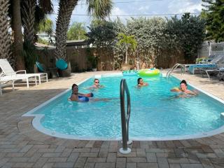 Beachside Getaway West - Clearwater Beach - 7