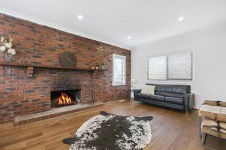 Back Beach Serenity - Expansive Home with Games Area - Rye - 3