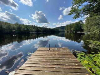 Toms Cabin On Lake Christopher - Bryant Pond - 0