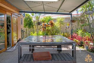 Oasis On Rice Street Downstairs - 9