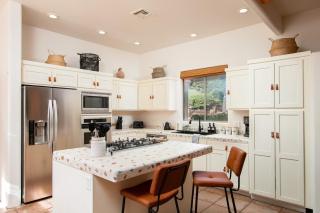Enchanted Adobe Hideaway wHot Tub & GIANT Chess - 2