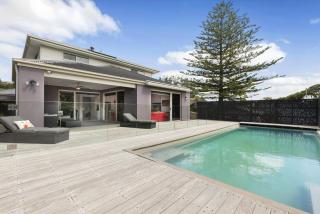 Tyrone Beachside Luxury - Home Theatre Study - Rye - 0