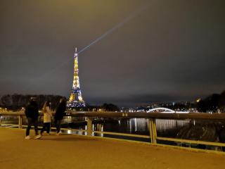 Paris Tour Eiffeio, cœur des JO - 0