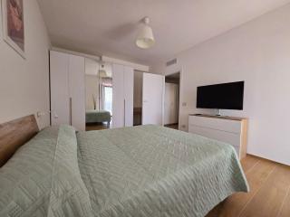 The Happy Nest - 2