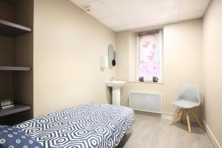 Home Institut - A 5min de la plage - 3