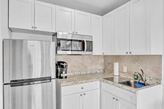 Hollywood Luxury Hotel Like House By Beach #192 - 1