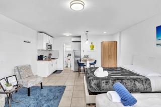 Large Studio Suite Close To Beach And Casino Db3 - Dania Beach - 6