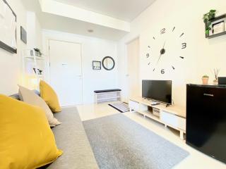 Cheerful and Homey 2BR Apartment at Parahyangan Residence By Travelio - Bandung - 3