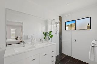 Private Mudjimba Beach Abode - Mudjimba - 0
