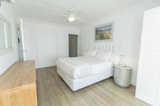Luxury On The Beach - Summerstrand - 1
