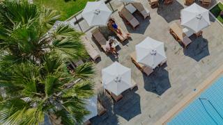 Golden Coast Beach Hotel - 6