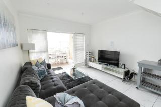 Dolphins View Luxury Apartment - Port Elizabeth - 2