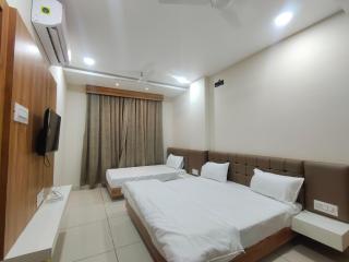 Hotel Tirupati Inn - 5