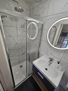 Eyre Square Centre House with Hot Tub - Galway - 1