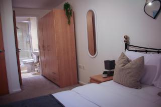Free Parking City Centre Apartment 2 Bed Room 2 Bathroom Apartment - Liverpool - 6
