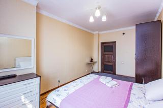 Two-Bedroom Urban Oasis - Cozy & Relaxing Atmosphere - 8