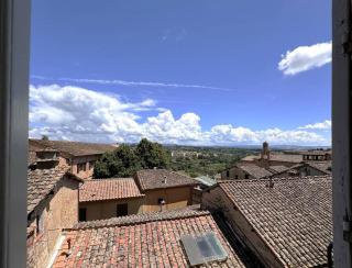 Le Logge-la Capitana - Siena - 4