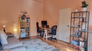 Budapest CityPark Getaway Quiet Historic Flat & Free Parking - 8