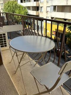 Studio climatisé - 3min à pied Gare Saint Charles - 15 min à pieds du Vieux port - 5