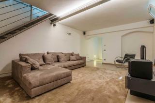 LUVI - Pietro Custodi - Milan - 1