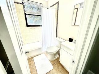 Lennox C402 Peaceful & Perfect Private 1-br - Philadelphia - 9