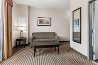 Best Western Plus Fergus Hotel - Fergus - 4