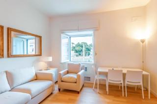 Central Apartment with Magnificent View - Rome - 1