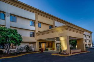 Baymont by Wyndham Meridian - Meridian - 8