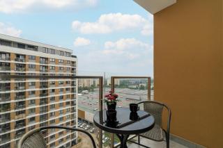 Wyjątkowy i Nowoczesny Apartament z Balkonem i Parkingiem by Noclegi Renters - Poznań - 6